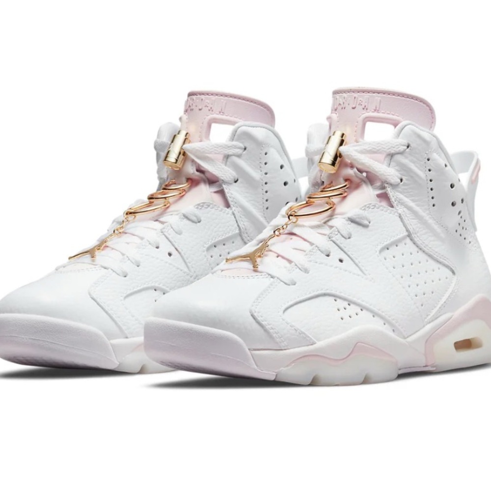 Air Jordan (WMNS) 6 Retro 'Gold Hoops', Size 8.5, White & Soft Pink